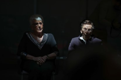 Les sufragistes Angelina Mas i Maria Molné.