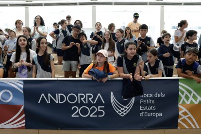 Alumnes al Prat Gran d'Escaldes durant els Jocs.