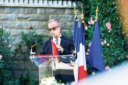 L’ambaixador de França a Andorra, Nicolas Eybalin, en acabar el discurs.