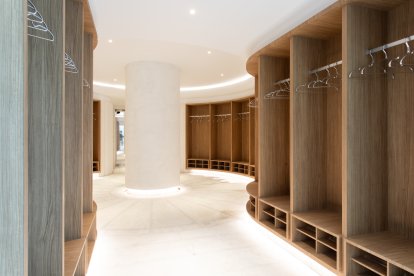 Els vestidors renovats.