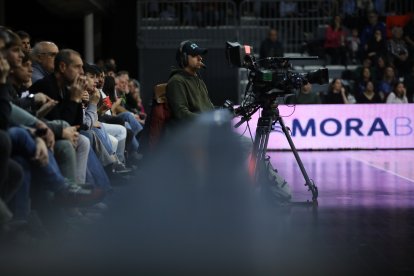 Càmera de televisió al Toni Martí.
