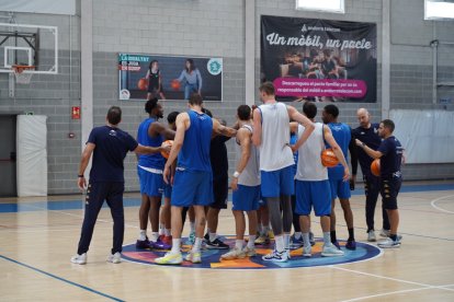 La plantilla del MoraBanc Andorra està treballant aquesta setmana al pavelló Joan Alay.