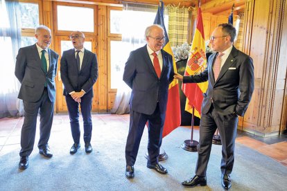 Pérez-Desoy rebent Espot a l’Sport Hotel Village.