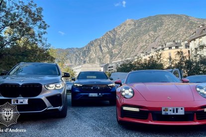 Vehicles comissats durant l'operació 'Cronos'.