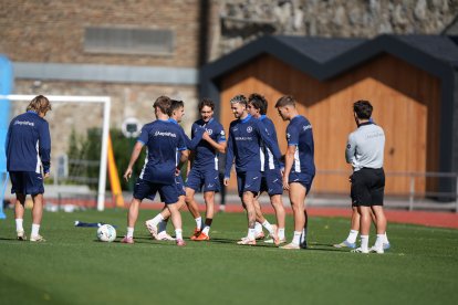 Entrenament de l’FC Andorra al Comunal.