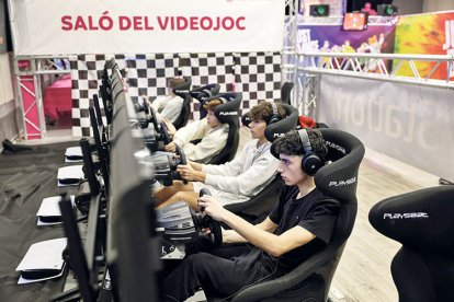 Els jugadors concentrats durant l'experiència.