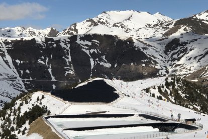 Parc fotovoltaic del planell de la Tosa.