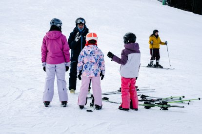 Les estacions de Grandvalira Resorts tanquen un bon pont de la Puríssima.