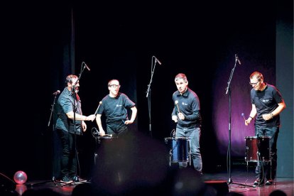 Els usuaris en una de les actuacions del Festival Xeridell.