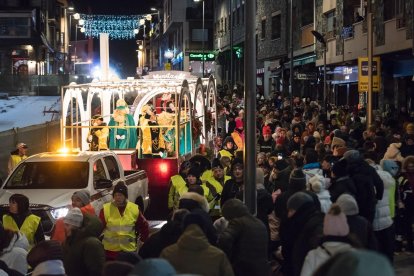 800 persones han assistit a la cavalcada dels reis a Canillo.