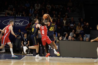 El MoraBanc encaixa contra el Breogán, al darrer sospìr, la sisena derrota seguida.