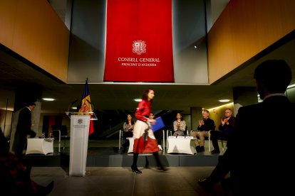 Taula rodona sobre la protecció de dades.