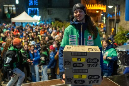 Paula Ledesma amb el seu premi