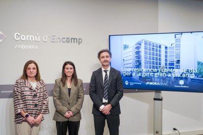 Signatura, ahir, del conveni.