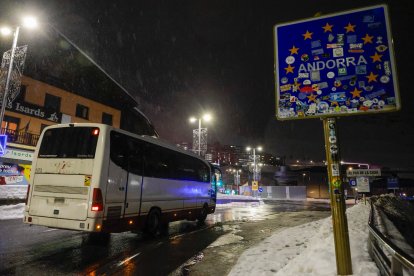 Autobusos llançadora entre l’Ospitalet
