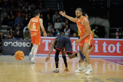 El MoraBanc va patir una de les pitjors derrotes del curs davant del València.