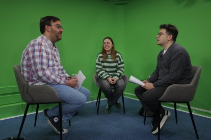 L’excapitana de la selecció de futbol, Marina Fernández, al plató de Diari TV.