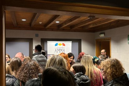 “Invisible” dona veu a les malalties minoritàries al Teatre Comunal