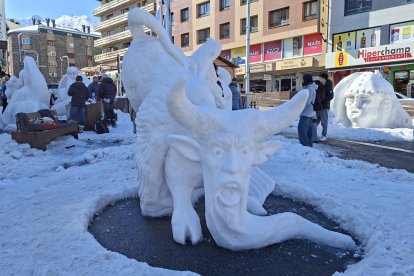 La peça guanyadora del concurs d'artistes professionals.