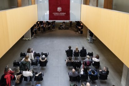 Més de 2.200 persones participen en els actes pel 33è aniversari de la Constitució.