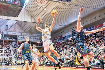 Nikola Maric anota una safata pràcticament sense oposició tricolor.