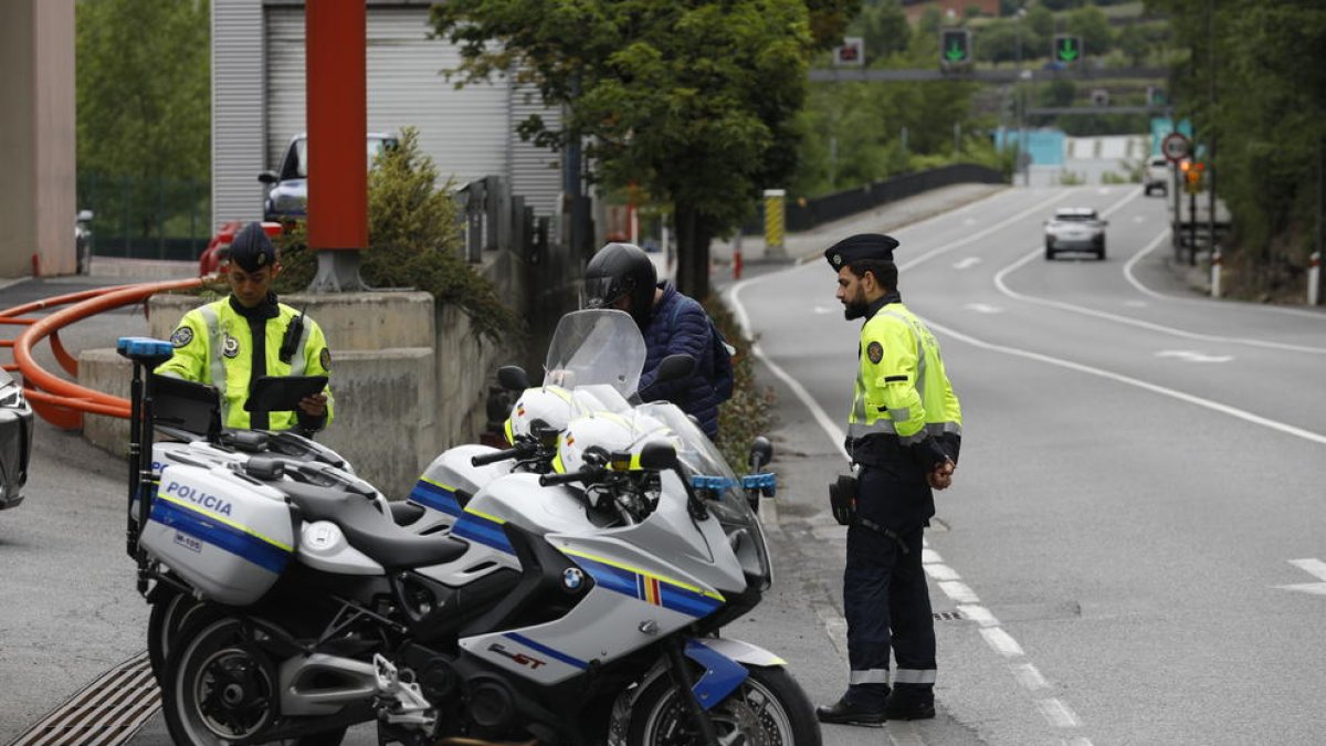 controls, policia, motos, agents, motocicletes