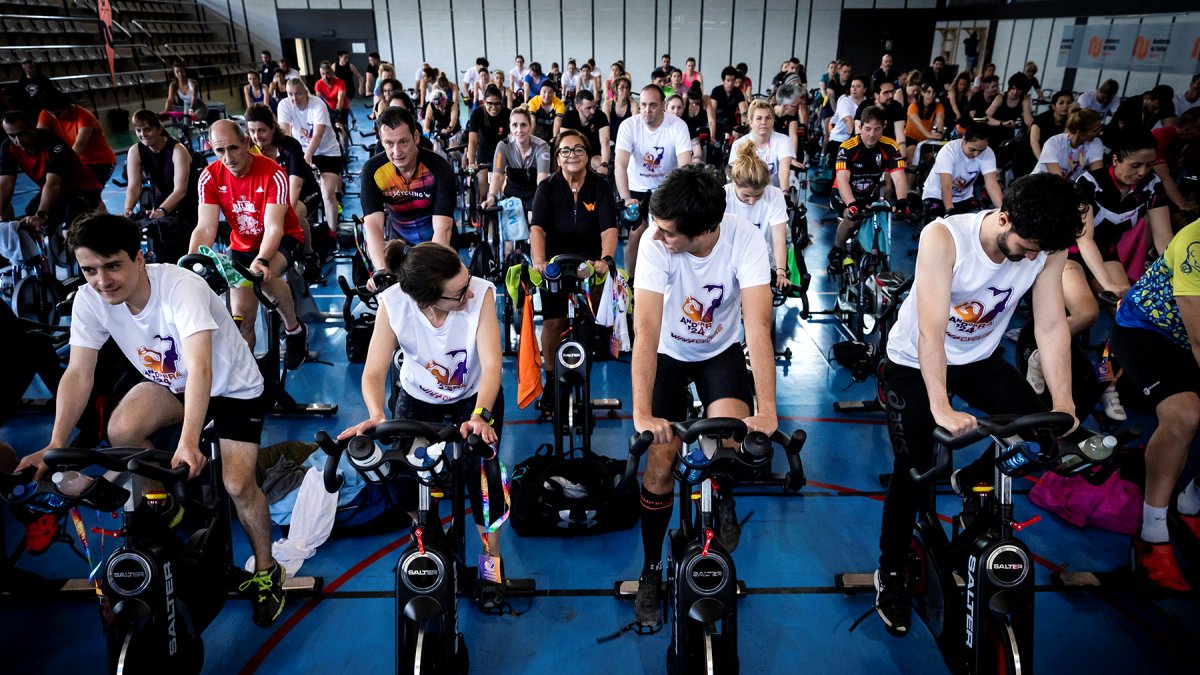 Pedalada al Centre Esportiu dels Serradells.