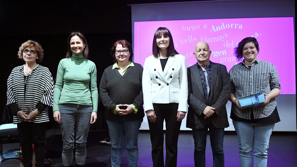 Lliurament dels premis del concurs de poesia Miquel Martí i Pol