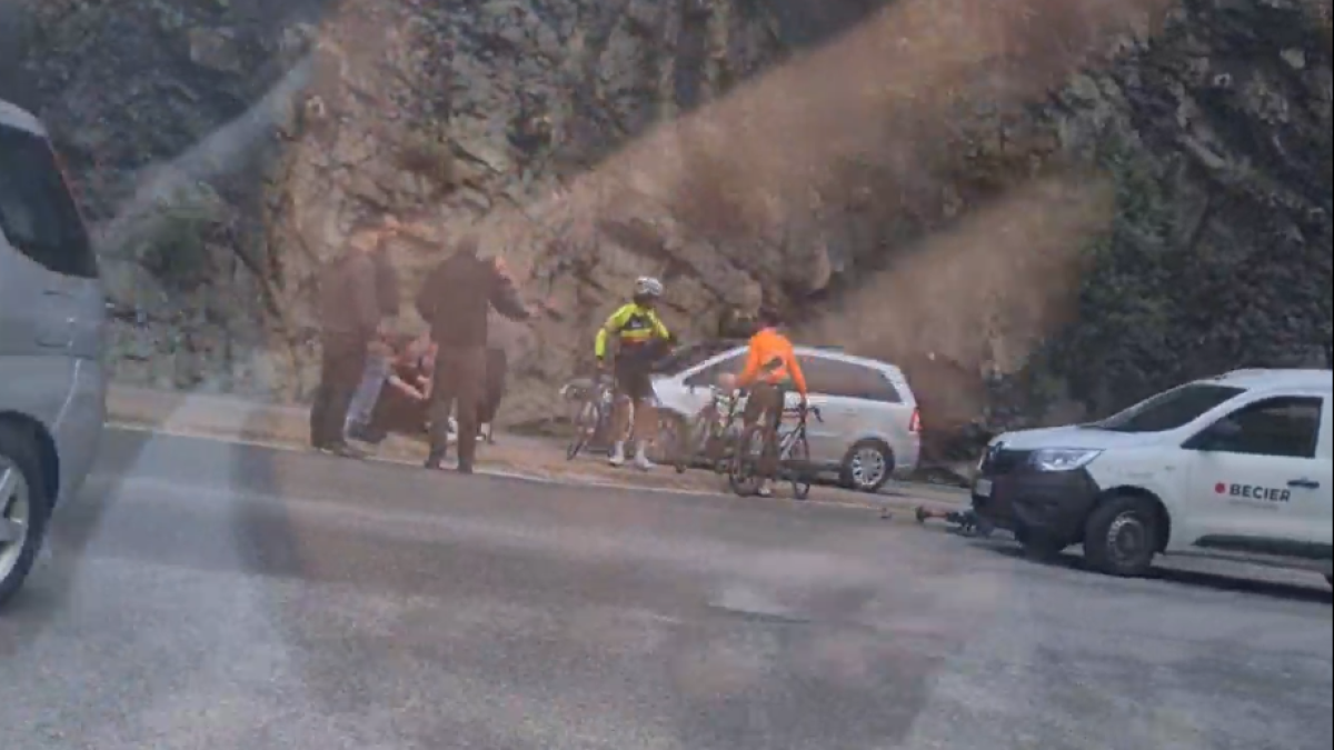 Ciclista accidentat a la rotonda de sortida d'Escaldes