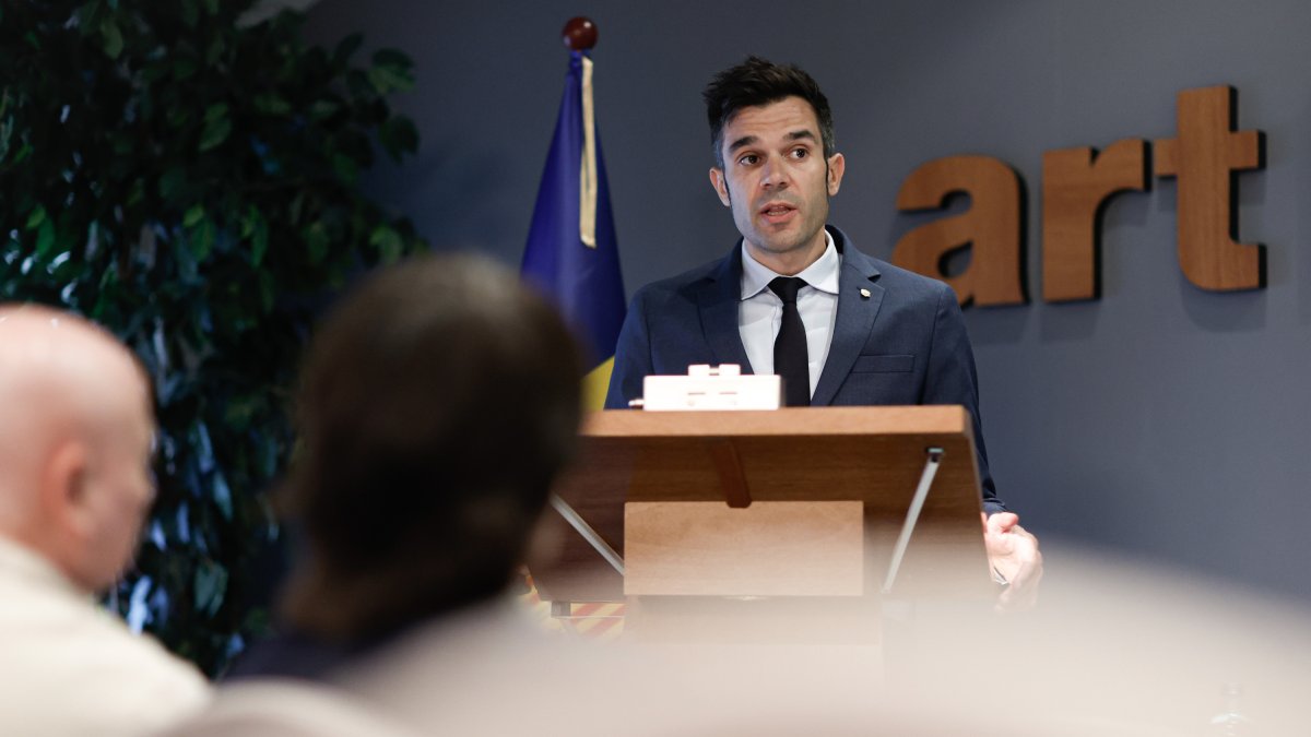 David Forné en la intervenció de la Jornada d'Hidrògen