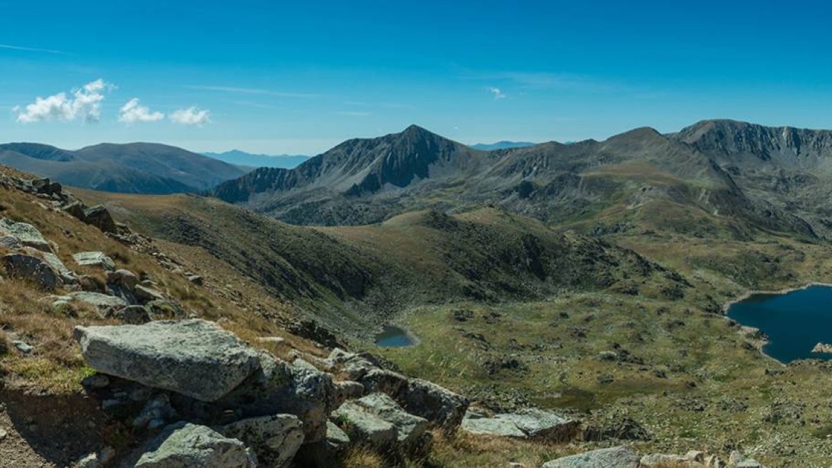 Estany i refugi  de l'Illa