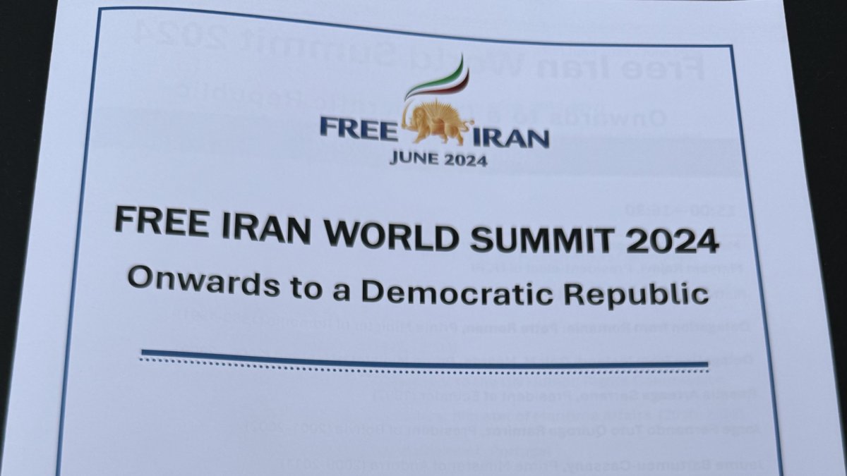 Cimera per la llibertat d'Iran a París