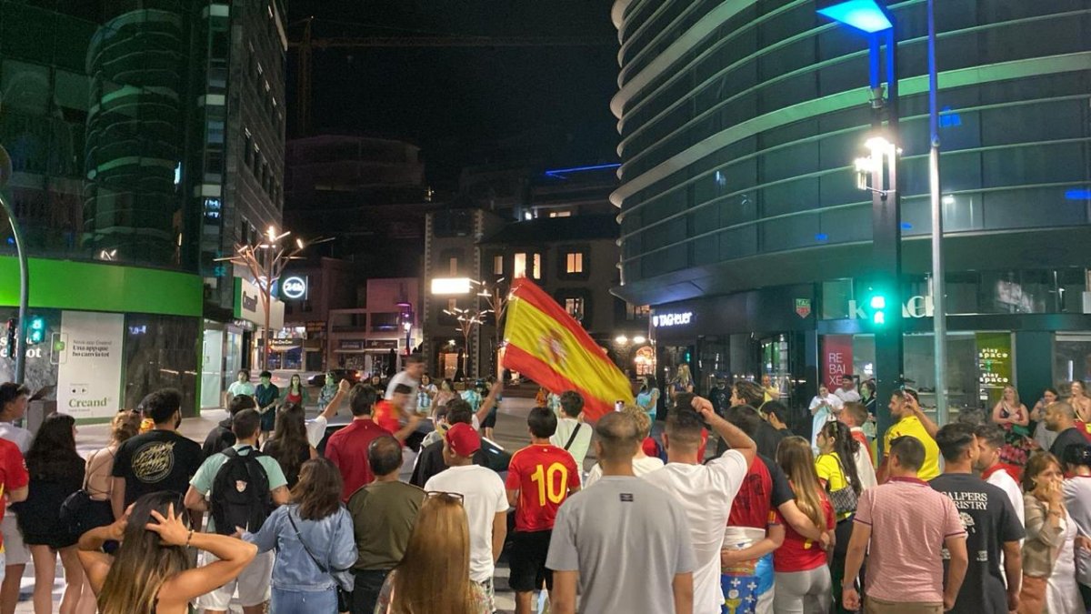 L'afició espanyola celebra l'Eurocopa