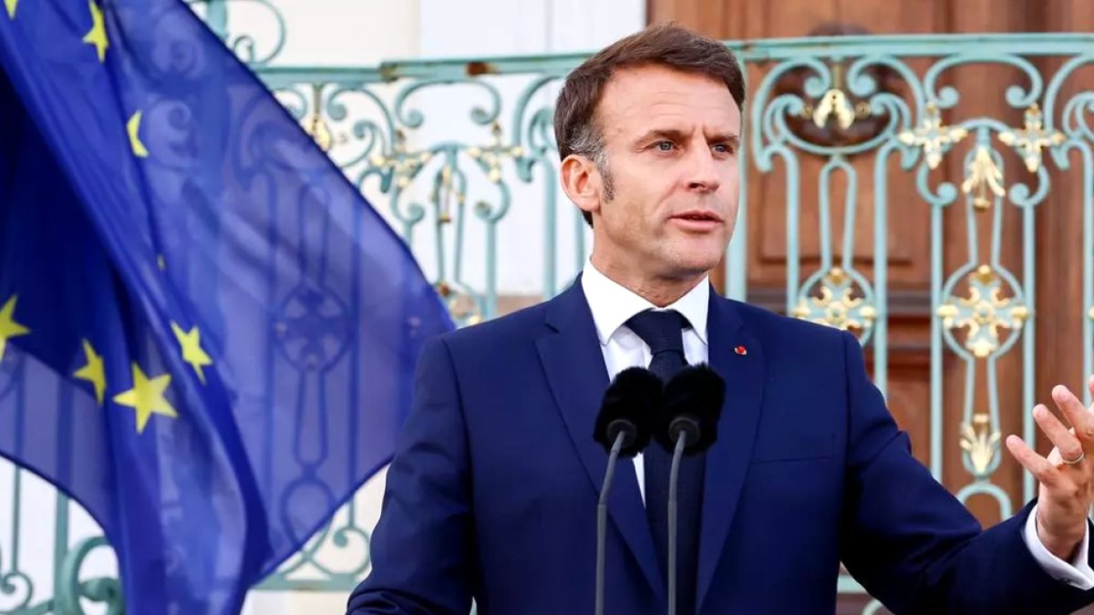 El Copríncep francès, Emmanuel Macron