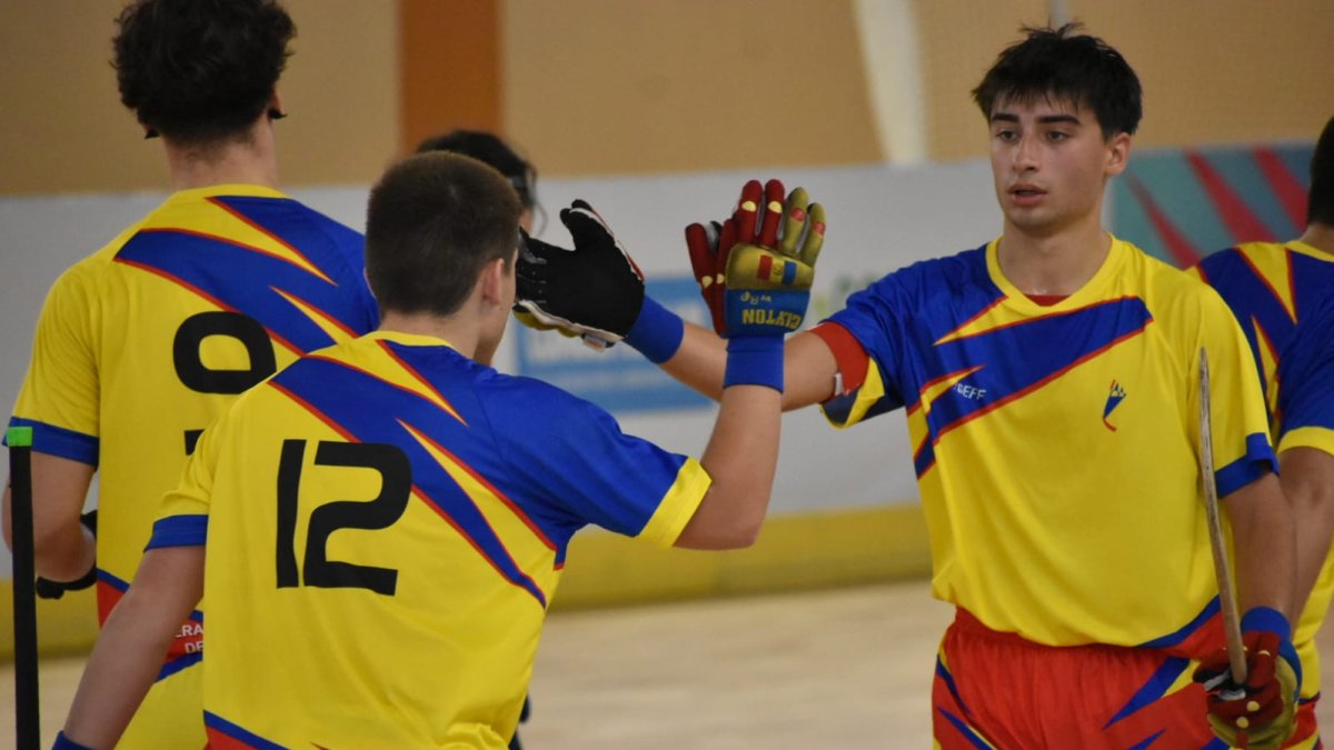 Els jugadors de la selecció celebrant un gol.