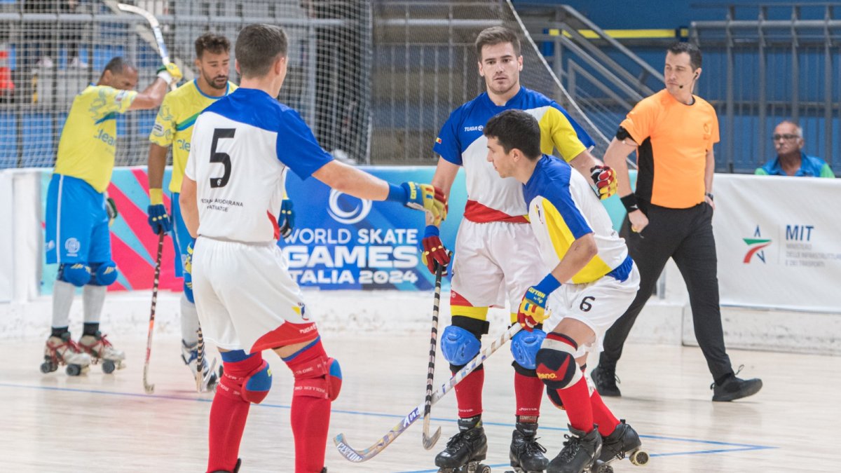 Els jugadors de la selecció celebrant un gol.