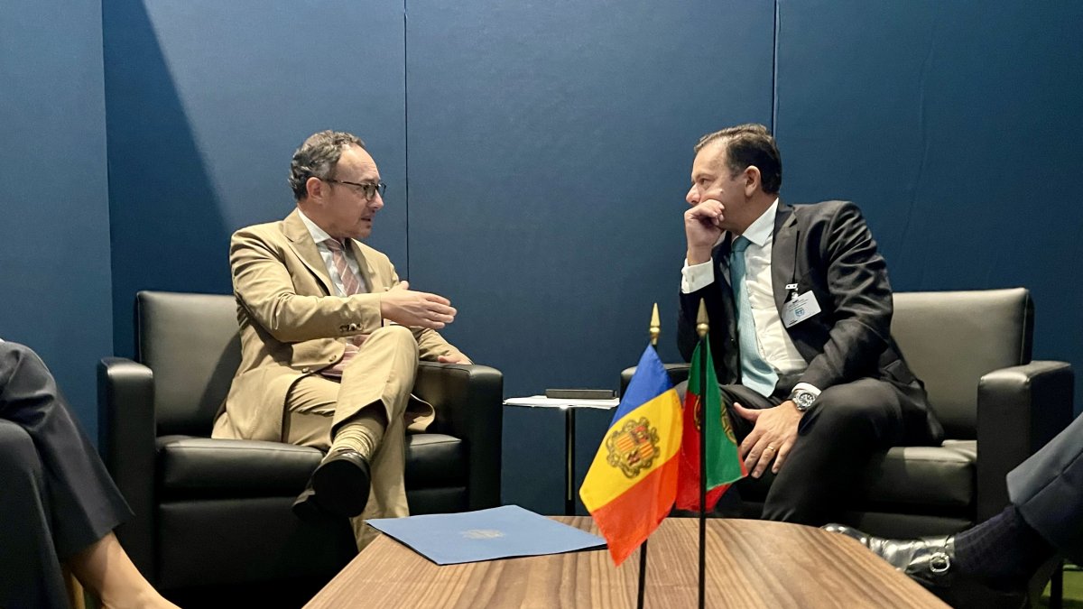 El cap de Govern, Xavier Espot, amb el primer ministre de Portugal, Luís Montenegro en la reunió d'avui a Nova York