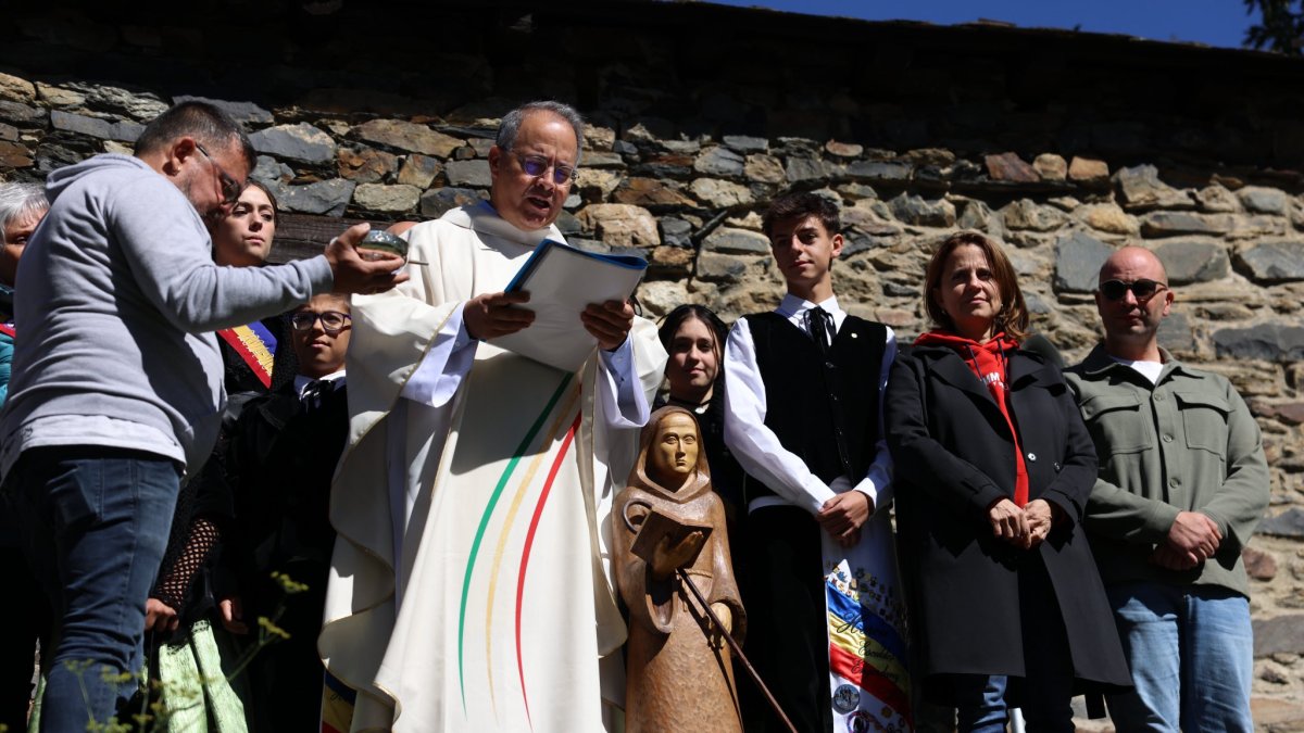 El mossèn Toni durant l'aplec de Sant Romà dels Vilars