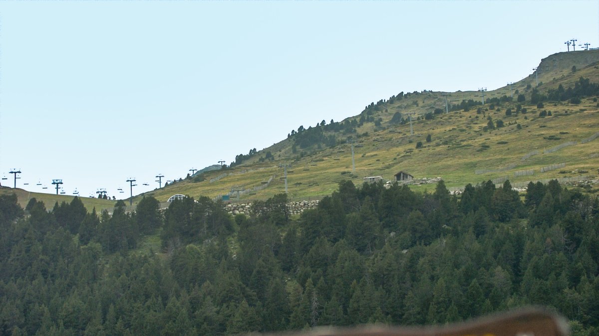 Els cònsols Mas i Alcobé han tancat el conflicte per l’ocupació del giny del pla de les Pedres.