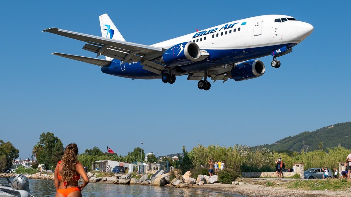 Aterratge aeroport de Skiathos