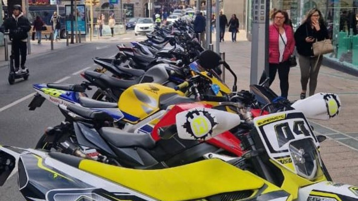 Comiat jove motorista