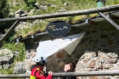 Moment del rescat de l'excursionista