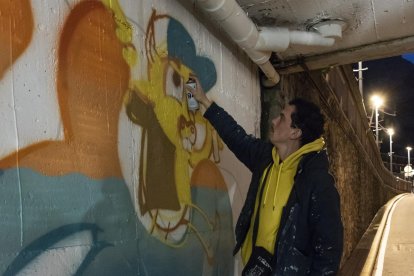 Un dels artistes del Festival de Grafiti