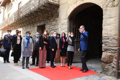 Felip VI i Letizia entren al museu Areny Plandolit després de dinar