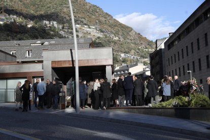 Comiat a Toni Martí al tanatori d'Escaldes