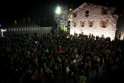 Concentració convocada per la coordinadora per un habitatge digne