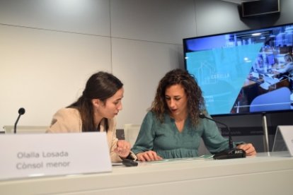 Olalla Losada i Maria Nazzaro, durant la roda de premsa de presentació del programa