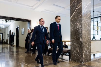 Espot i Sikorski durant la visita d'avui