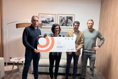 Entrega del xec d'arrodoniment solidari de Grandvalira a Muntanyencs per l'Himàlaia