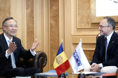 Reunió de.Xavier Espot amb Kairat Abdrakhmanov